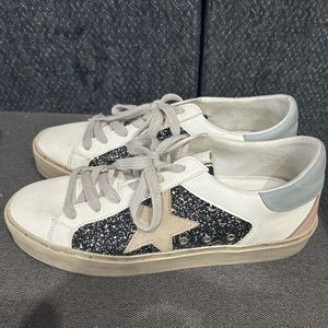 SHUSHOP SNEAKS. SIZE 10. Worn a handful of times at most!  EUC